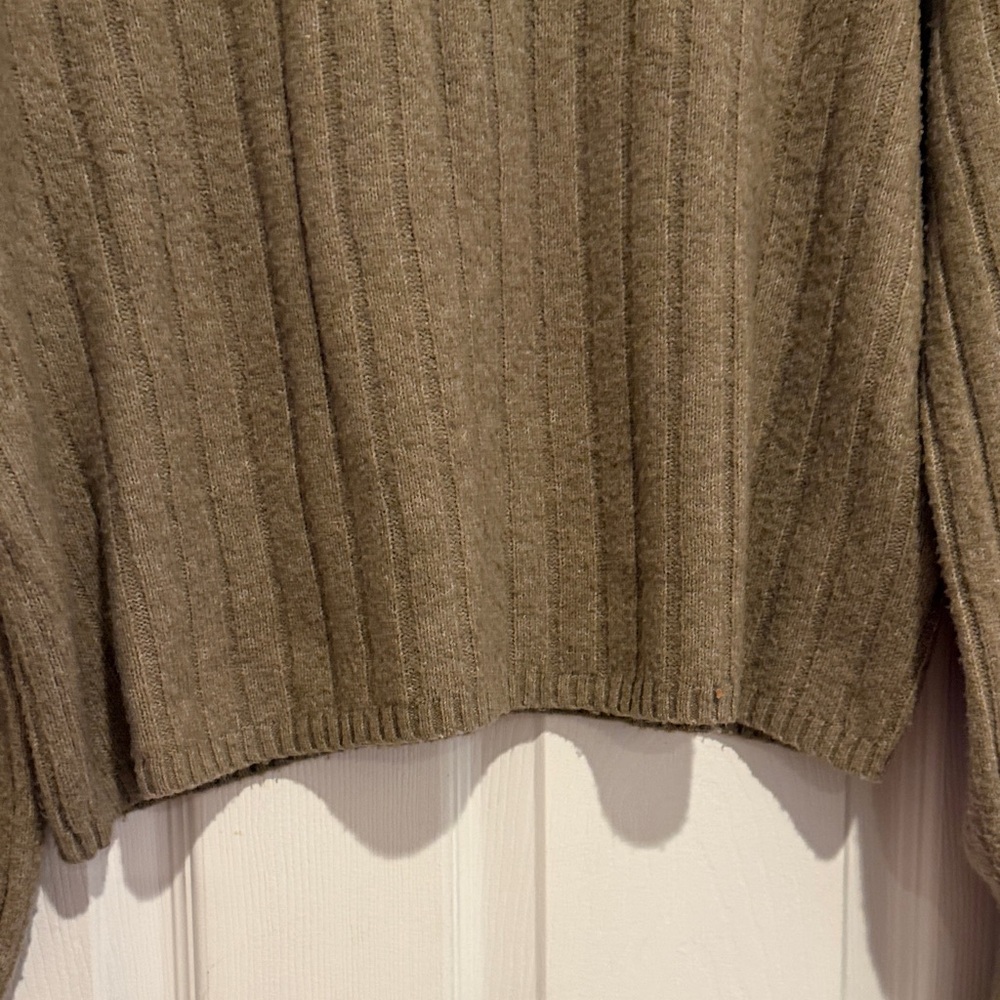 Express Tan Ribbed Turtleneck Sweater Cropped Balloon Sleeve Medium - Picture 5 of 13